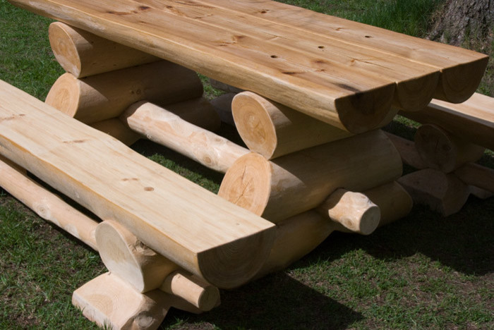 Rustic Pub Tables Spaces with Beer Garden Benches Beer2