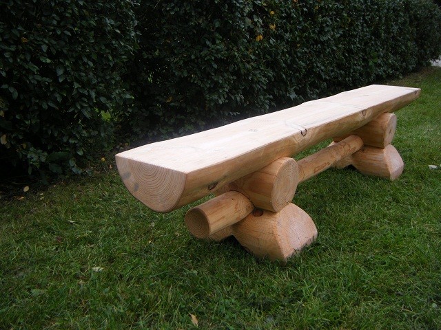 Rustic Pub Tables Spaces with Beer Garden Benches Beer3