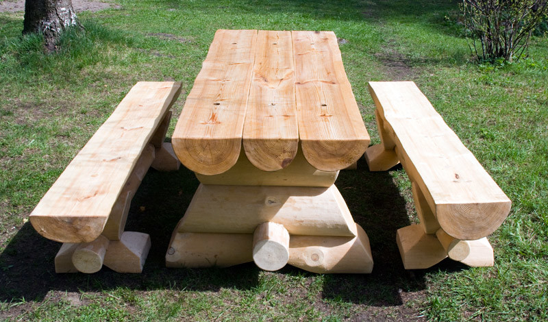 Rustic Pub Tables Spaces with Beer Garden Benches Beer5