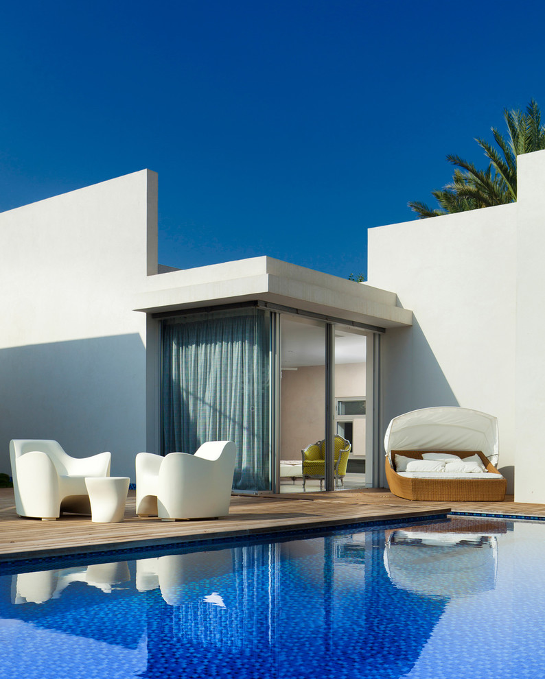 Sliding Door Window Treatment Pool Modern with Chaise Lounge Corner Windows