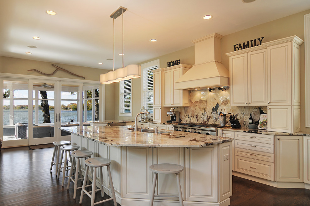 Splendor Gold Granite Kitchen Traditional with Beige Cabinets Beige Countertop