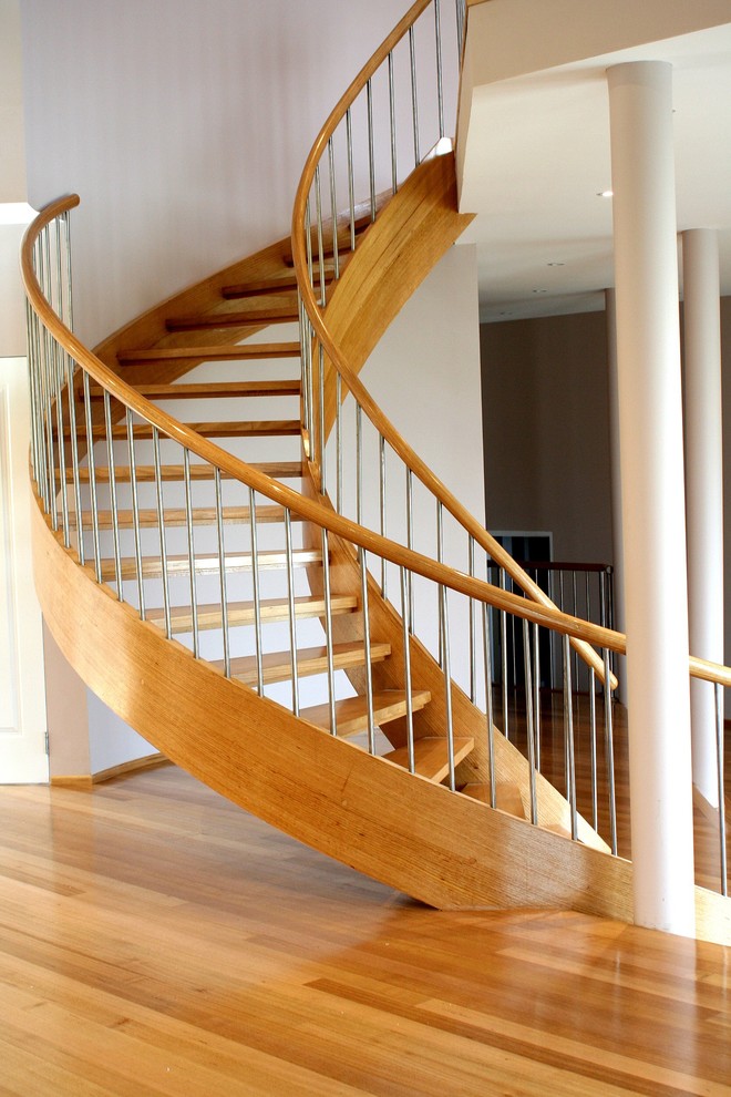 Stainless Steel Balusters Staircase with 32mm Thick Treads With