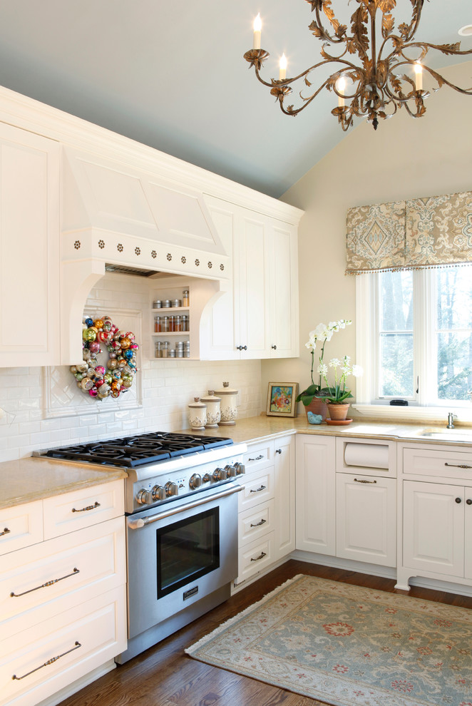 Tile Backsplash Pictures Kitchen Traditional with Chandelier Christmas Wreath Fringe1