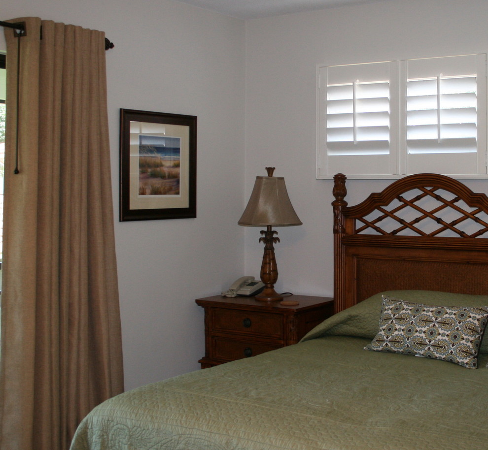 Tommy Bahama Furniture Spaces Tropical with Bamboo Motif Cotton Coverlet