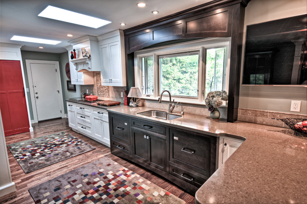 Transitional Kitchen Designs Kitchen Transitional with Built in Appliances Cleveland5