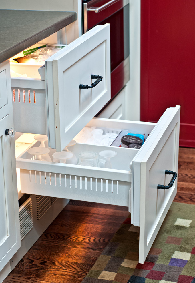 Transitional Kitchen Designs Kitchen Transitional with Built in Appliances Cleveland6