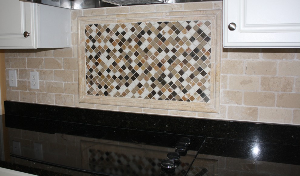 Travertine Kitchen Backsplash Kitchen Traditional with Backsplash Cooktop Diagonal Diamond