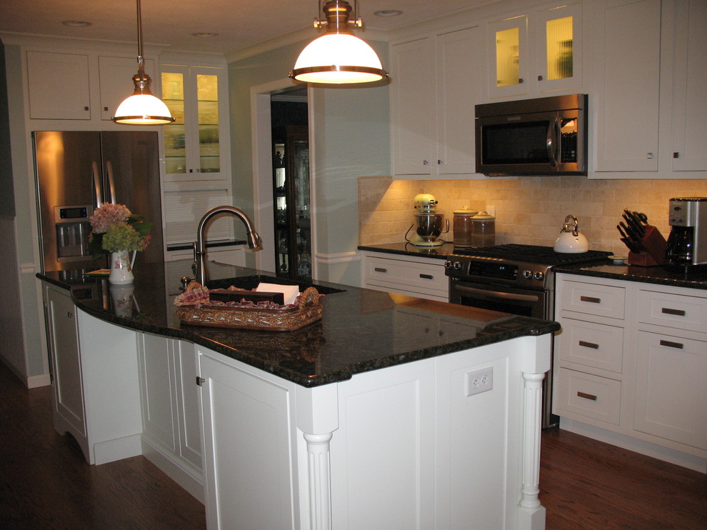Travertine Subway Tile Kitchen Traditional with None 