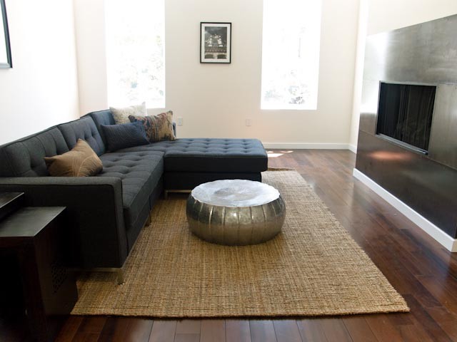 Tufted Sectional Sofa Spaces with None 