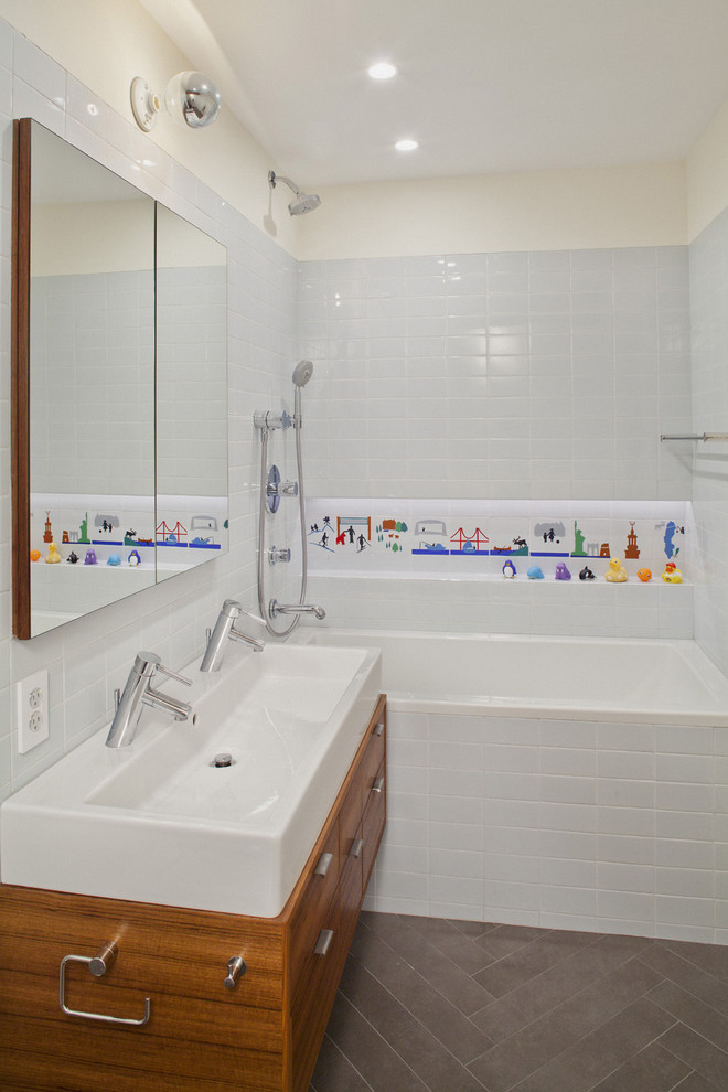 Two Person Bathtub Bathroom Modern with Bathroom Shelf Double Sinks