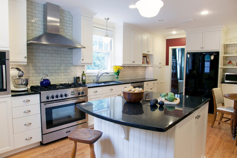 Uba Tuba Granite Kitchen Traditional with Edison Collection Uba Tuba