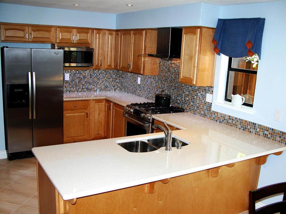 Under Cabinet Microwave Oven Kitchen Traditional with Appliances Backsplash Bath Cabinetry