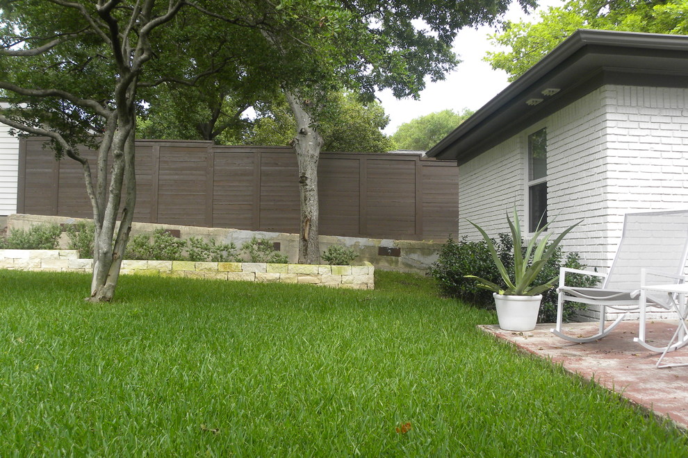 Vinyl Fence Styles Landscape Midcentury with Agave Back Yard Backyard