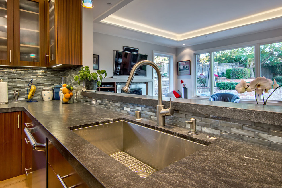 Virginia Mist Granite Kitchen Contemporary with None 4