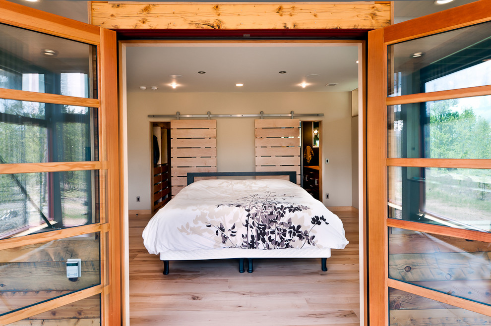 Walk in Closet Doors Bedroom Modern with Barn Doors Bed Bedroom