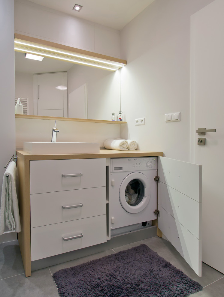 Washed Oak Furniture Bathroom Modern with Above Counter Sink Bath