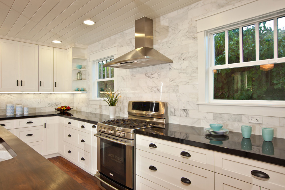 White Carrara Granite Kitchen Traditional with Black Granite Carrara Marble