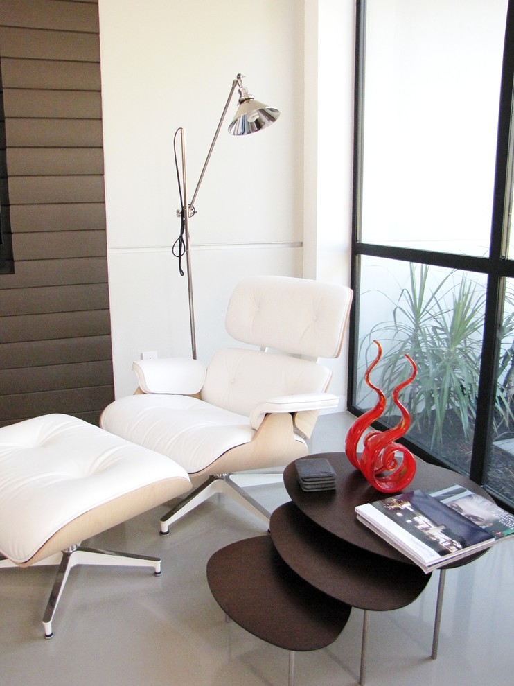 White Leather Lounge Chair Living Room Midcentury with Coasters Design Within Reach