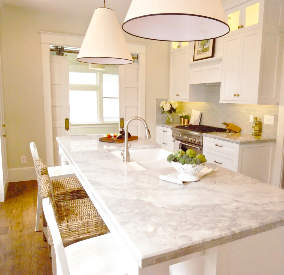 White Quartzite Countertops Kitchen Traditional with Cone Shade Pendant Gold1
