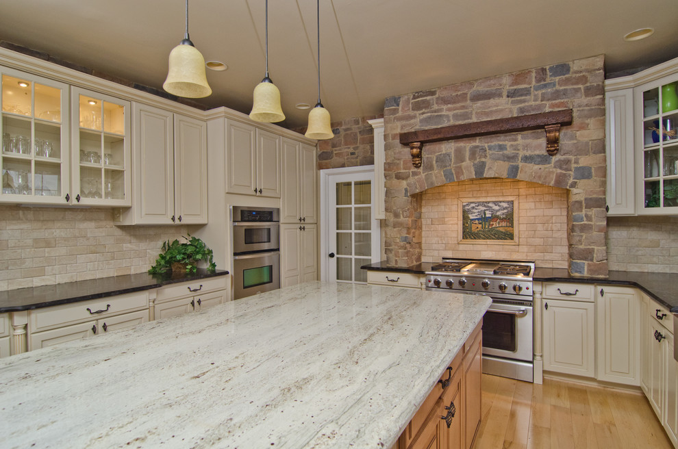 White River Granite Kitchen Traditional with Antique Brown Granite Antique1