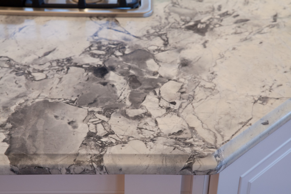 White Vermont Granite Kitchen Traditional with Black Drawer Pulls Fantasy1