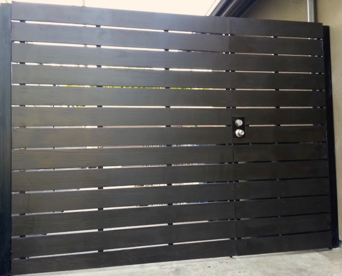 Wooden Driveway Gate Landscape Contemporary with Driveway Gate Horizontal Horizontal