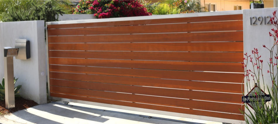 Wooden Driveway Gate Landscape Contemporary with Driveway Gate Horizontal Horizontal1