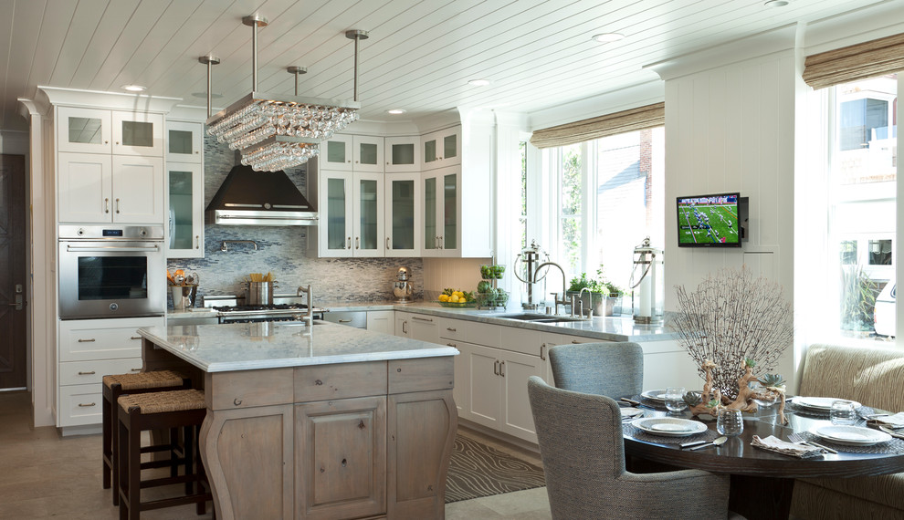 California Pizza Kitchen Walnut Creek Kitchen Beach with Banquette Black Hood Centerpiece