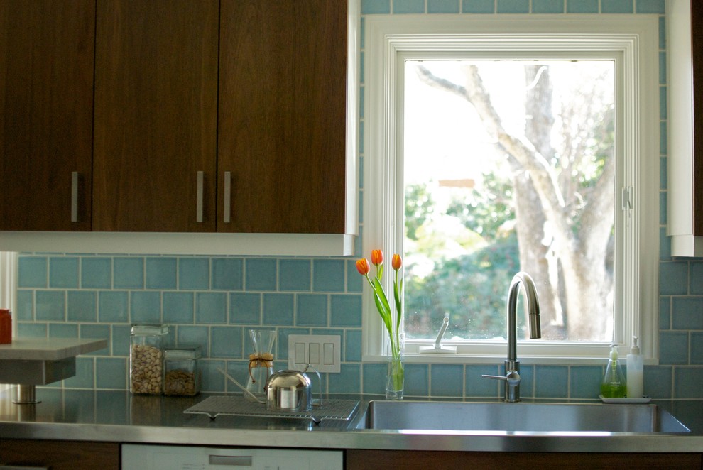 Grohe Kitchen Faucet Parts Kitchen Contemporary with Blue Backsplash Fireclay Grohe