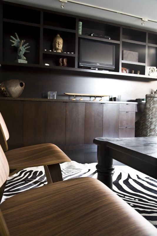Jazz Kitchen Anaheim Kitchen Modern with Buddha Eames High Rise