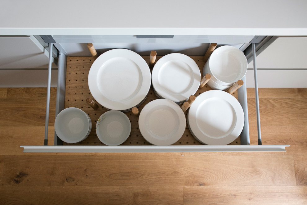 Kitchen Drawer Organizer Kitchen Modern with Drawer Organisation Handleless Handleless