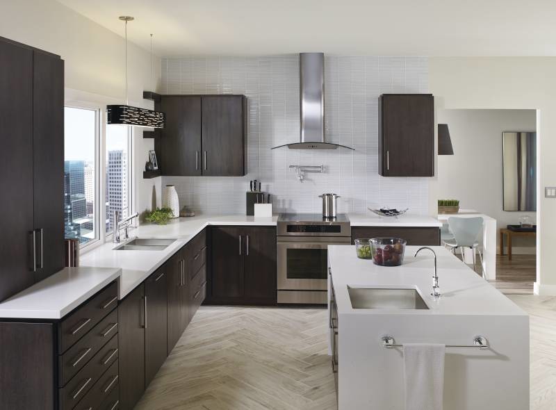 Moen Single Handle Kitchen Faucet Kitchen Modern with Chrome Fixtures Chrome Handles