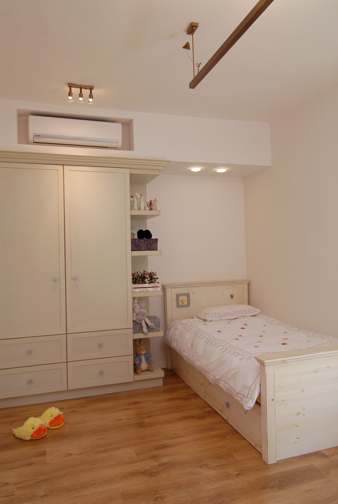 Contemporary Kids Room  for Contemporary Kids with Toy Storage