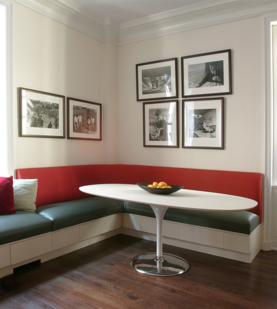 Oval Table  for Contemporary Dining Room with Gallery Wall