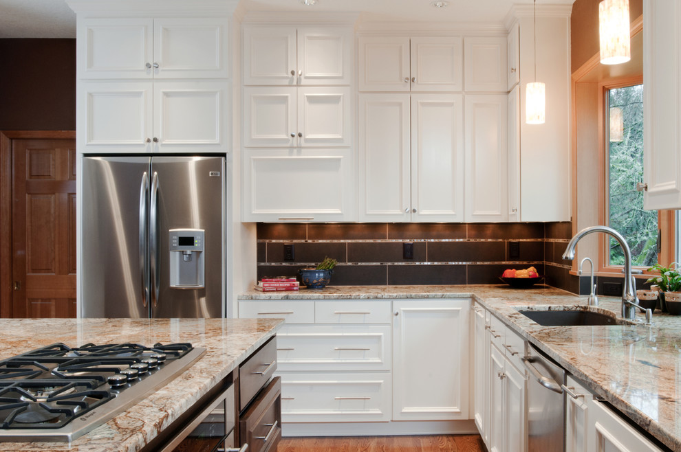 Porcelain Backsplash  for Traditional Kitchen with Cream