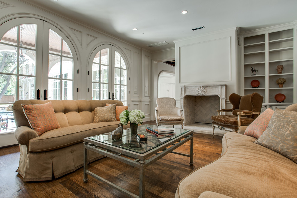 Table with 10 Chairs  for Traditional Living Room with Open Floor Plan