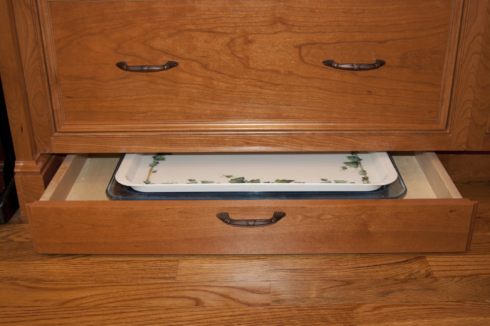 Toe Kick with Base Moulding  for Traditional Kitchen with Storage