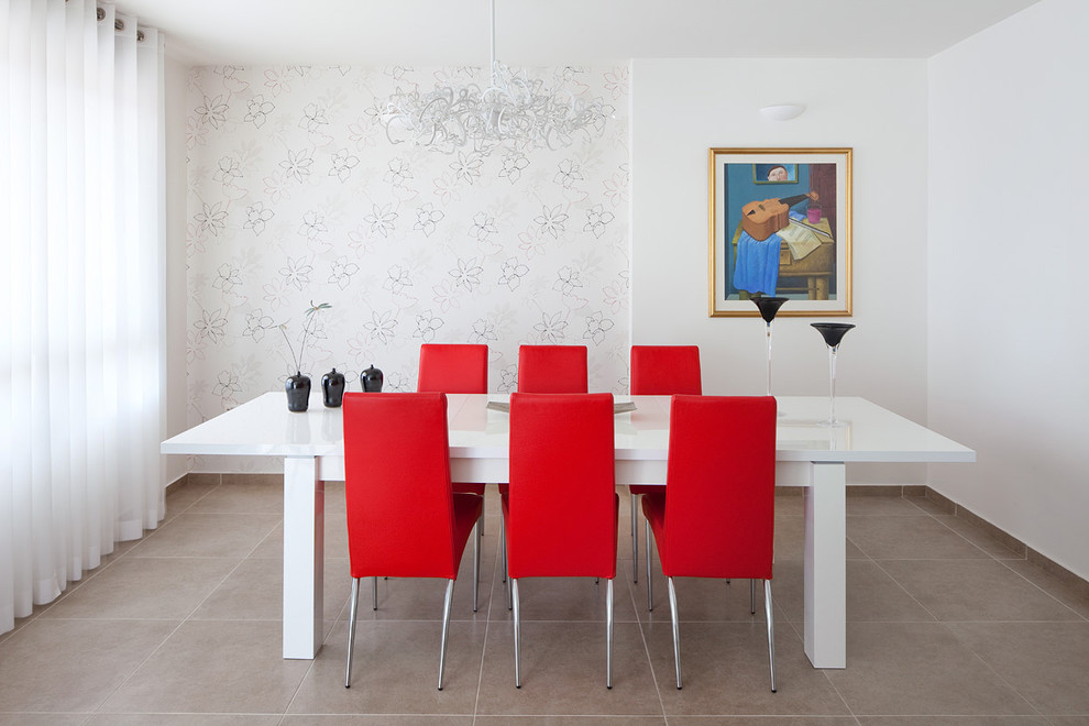 White Table  for Contemporary Dining Room with Chandelier
