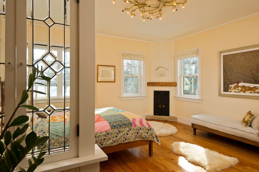 Corner Gas Fireplace for Farmhouse Bedroom with Gas Fireplaces
