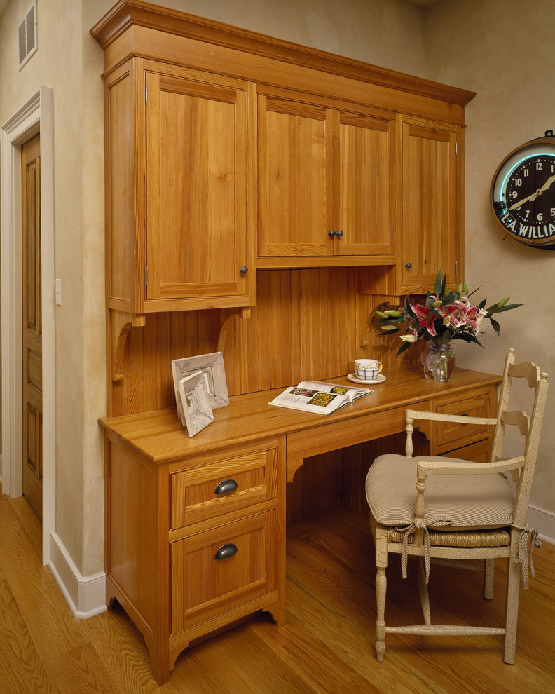 Desk with Hutch for Traditional Home Office with Wood Flooring