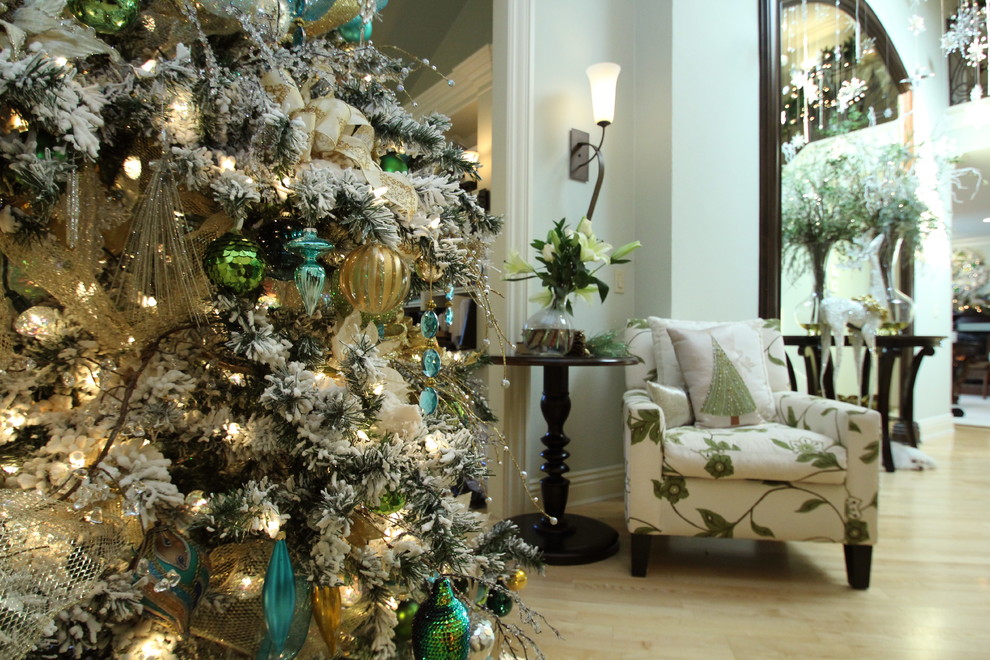 Flocked Christmas Tree for Transitional Living Room with Christmas Decorations