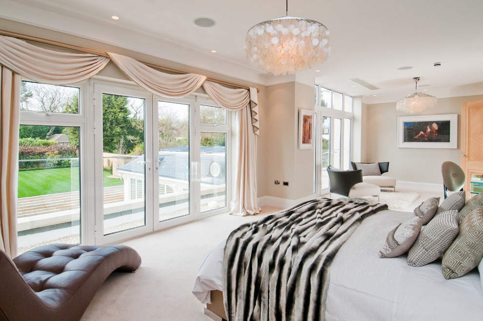 Leather Chaise Lounge for Traditional Bedroom with Window Wall