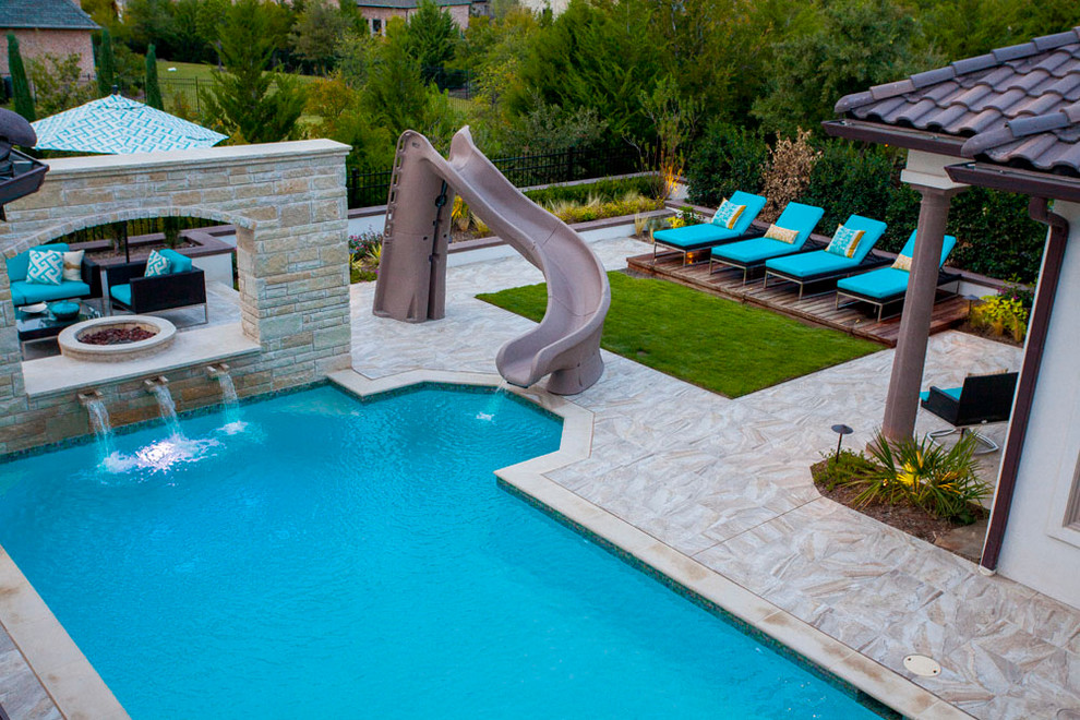 Outdoor Chaise Lounge for Mediterranean Pool with Wood Slat Patio