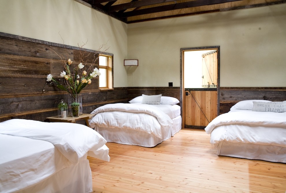 Silk Floral Arrangements for Farmhouse Bedroom with Farmhouse