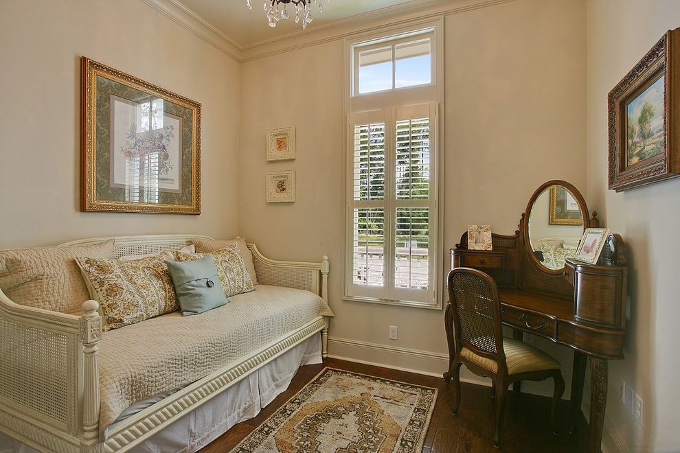 Daybed with Trundle for Traditional Bedroom with Sofa