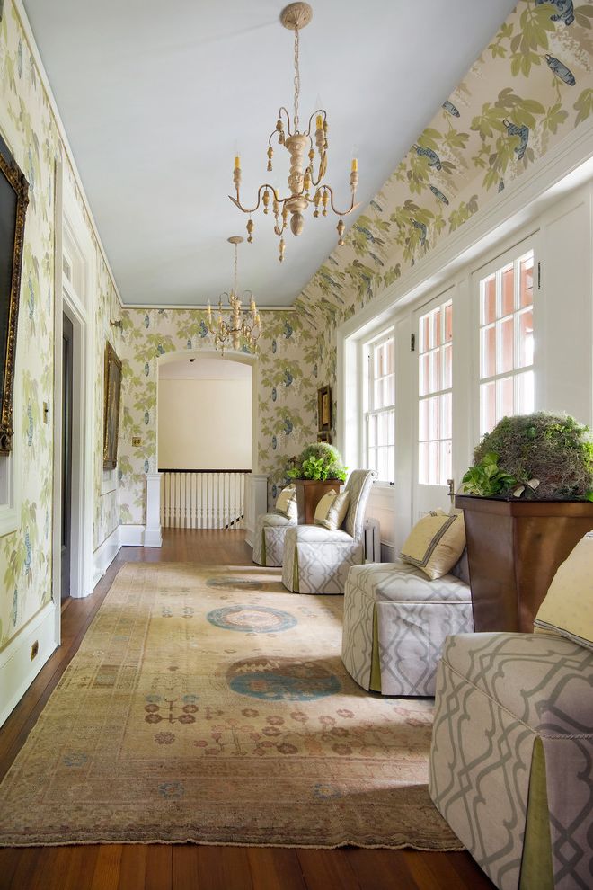 Slipper Chair for Traditional Hall with Area Rug