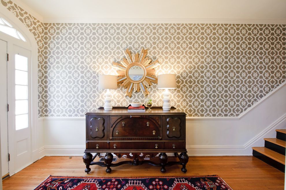 Starburst Mirror for Transitional Entry with White Drum Lampshades