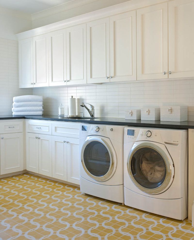 Alen T500 Tower Air Purifier with Transitional Laundry Room Bright