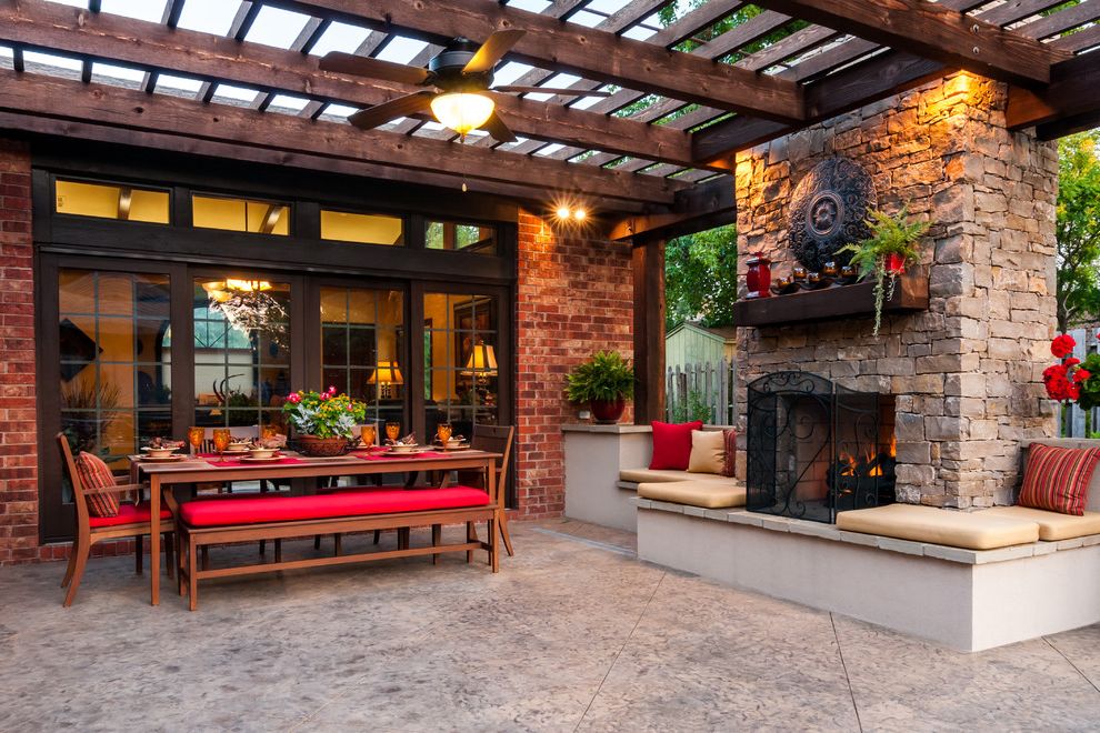 Broyhill Outdoor Patio Furniture with Traditional Patio Covered Patio
