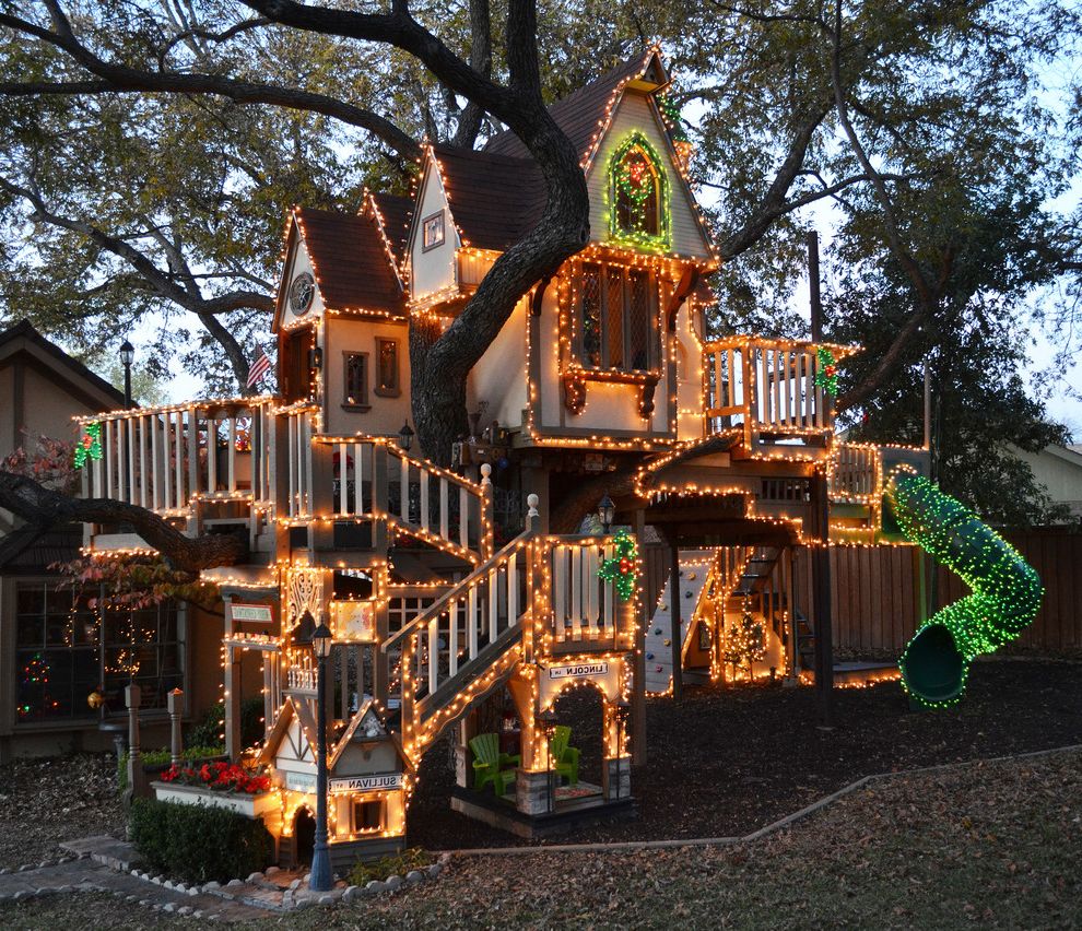 Christmas Tree Storage Container with Eclectic Landscape Christmas Lights